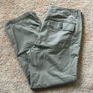 Levi’s chinos